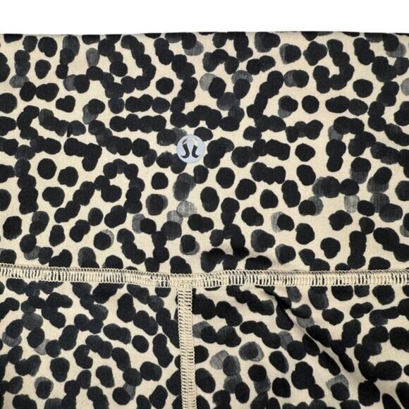 LULULEMON High Times Pant Wrap Mesh Size 4 Ace Spot Grain Black - Picture 6 of 7